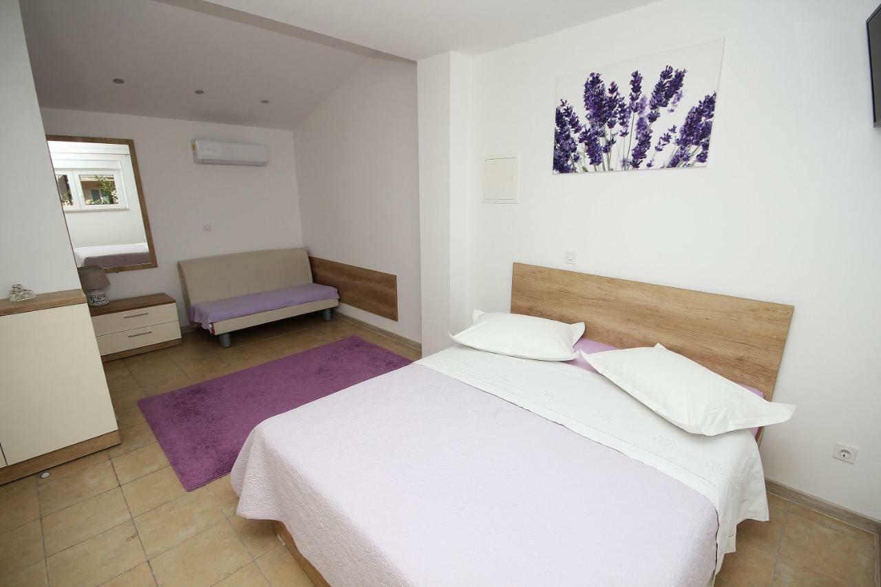 Apartmani Dalmacija Brela Exterior foto